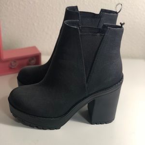 Boots platform heels